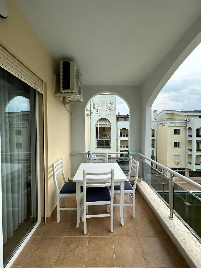 Joni'S Twin Condos Golem Albánia